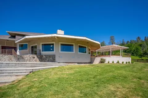 Exterior - 26602 Snider Ranch Rd, Oak Run, CA 96069 photo 6 of 18