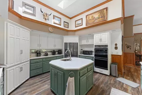 Kitchen - 26602 Snider Ranch Rd, Oak Run, CA 96069 photo 3 of 4