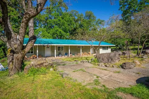 Exterior - 26602 Snider Ranch Rd, Oak Run, CA 96069 photo 13 of 18