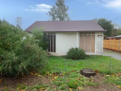 13741 Shasta St, Shasta Lake, CA 96019