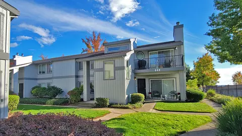 444 Ridgecrest Trl #119, Redding, CA 96003