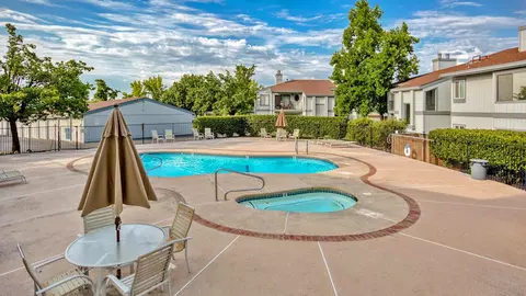444 Ridgecrest Trl #119, Redding, CA 96003 photo 4