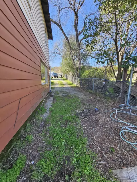Exterior - 10559 Second St, Shasta, CA 96087 photo 9 of 9