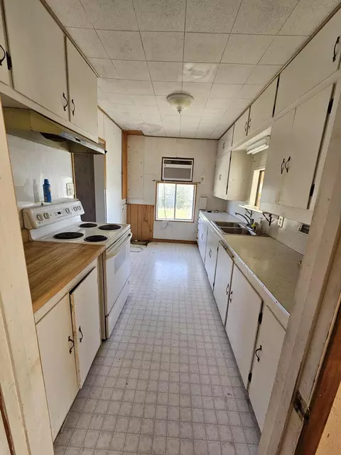 Kitchen - 10559 Second St, Shasta, CA 96087 photo 1 of 1