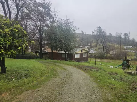 Exterior - 10559 Second St, Shasta, CA 96087 photo 3 of 9