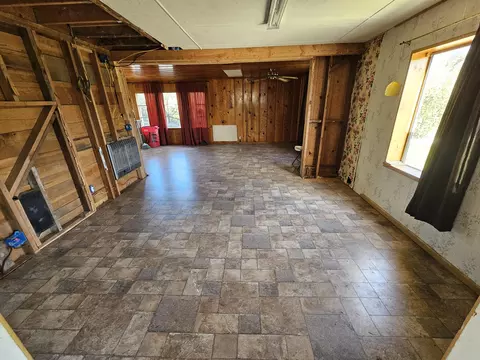 Living - 10559 Second St, Shasta, CA 96087 photo 4 of 4