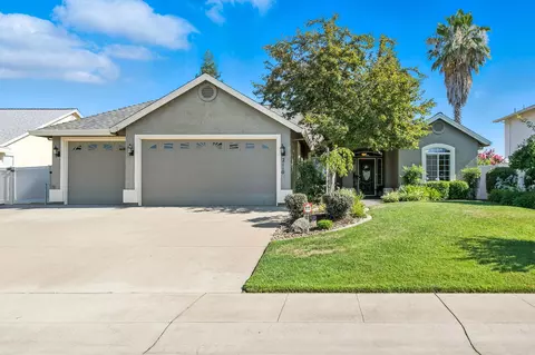 Exterior - 2110 Cilantro Dr, Redding, CA 96003 photo 13 of 13