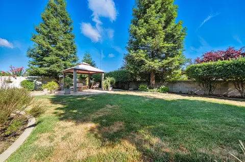 Exterior - 2110 Cilantro Dr, Redding, CA 96003 photo 7 of 13