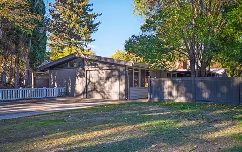 760 Locust St, Redding, CA 96001