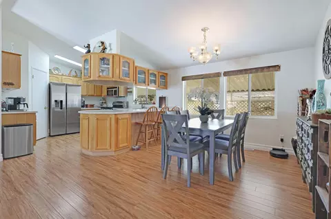 4716 Maple Trl, Redding, CA 96003 photo 7