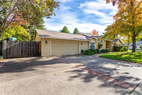 1187 Kirkwood Cir, Redding, CA 96003 photo 38