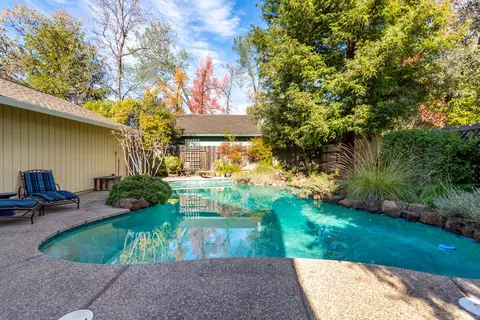 1187 Kirkwood Cir, Redding, CA 96003 photo 32