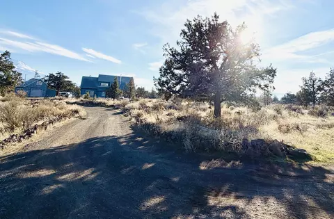 11524 Martin Dr, Montague, CA 96064