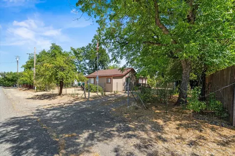 Exterior - 6535 Placer Rd, Igo, CA 96047 photo 11 of 13