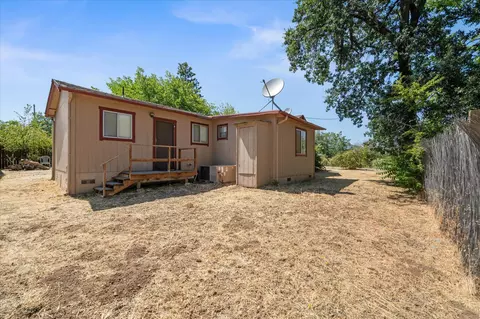 Exterior - 6535 Placer Rd, Igo, CA 96047 photo 2 of 13