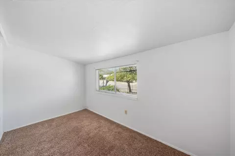 Bedroom - 6535 Placer Rd, Igo, CA 96047 photo 1 of 5