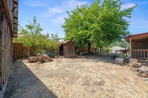 Exterior - 6535 Placer Rd, Igo, CA 96047 photo 4 of 13