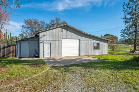 12141 Kern Dr, Redding, CA 96003 photo 37