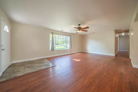 12141 Kern Dr, Redding, CA 96003 photo 7