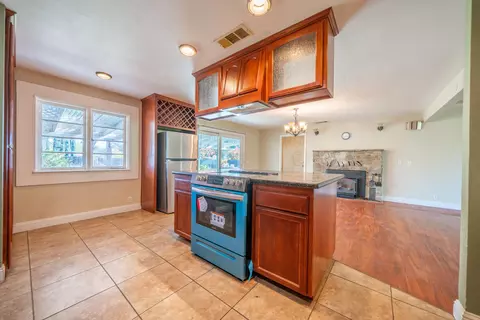 12141 Kern Dr, Redding, CA 96003 photo 14