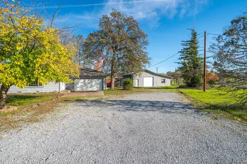 12141 Kern Dr, Redding, CA 96003 photo 36