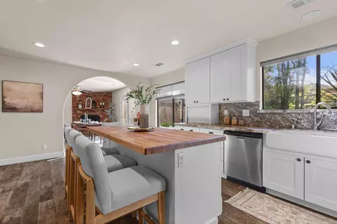 Kitchen - 3835 Riverview Dr, Redding, CA 96001 photo 3 of 3