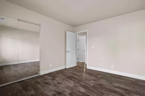 Bedroom - 3835 Riverview Dr, Redding, CA 96001 photo 5 of 7