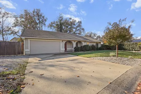 Exterior - 3835 Riverview Dr, Redding, CA 96001 photo 3 of 8