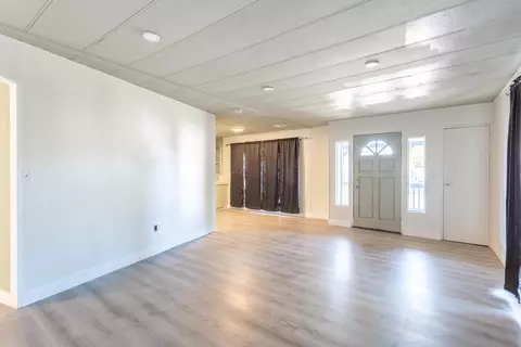 11037 Erickson Way, Redding, CA 96003 photo 3