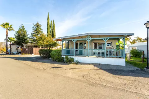 11037 Erickson Way, Redding, CA 96003
