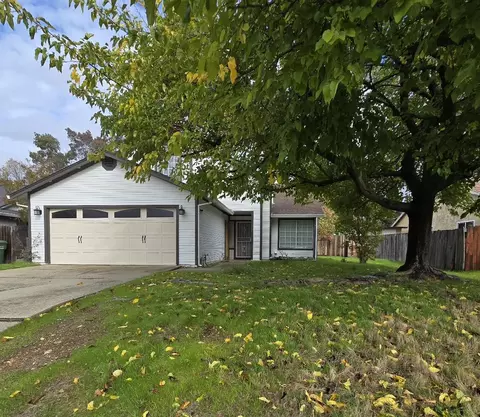 Exterior - 454 Alamine Dr, Redding, CA 96003 photo 3 of 7
