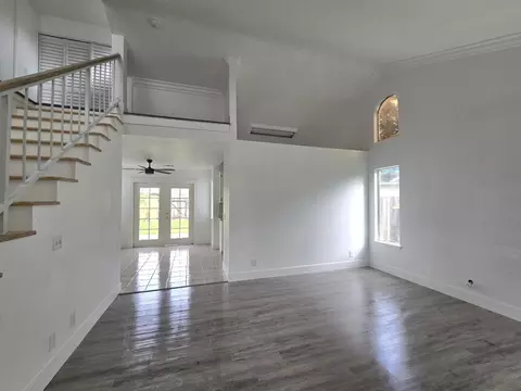 Living - 454 Alamine Dr, Redding, CA 96003 photo 1 of 3
