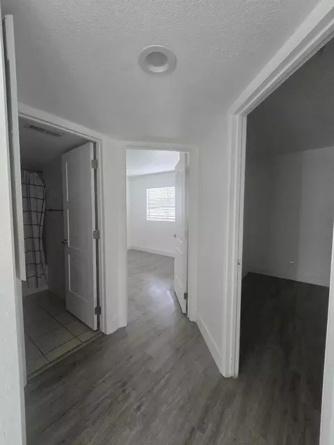 Entry Way - 454 Alamine Dr, Redding, CA 96003 photo 1 of 1