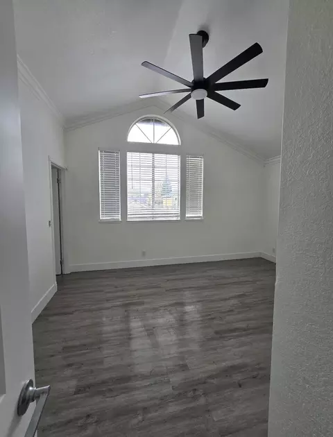 Other - 454 Alamine Dr, Redding, CA 96003 photo 4 of 7