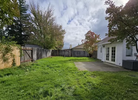 Exterior - 454 Alamine Dr, Redding, CA 96003 photo 7 of 7