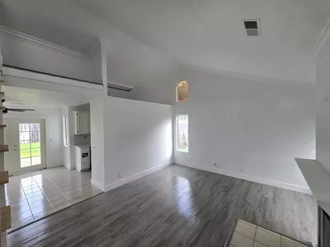 Living - 454 Alamine Dr, Redding, CA 96003 photo 3 of 3