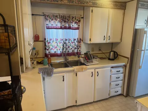 2873 Arcade Way, Redding, CA 96002 photo 8