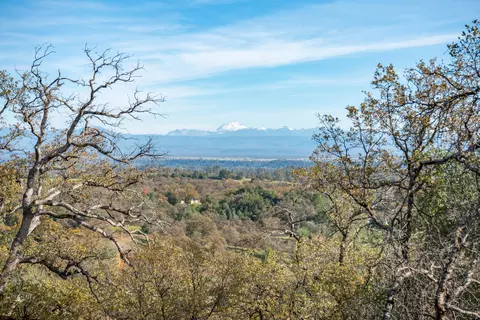 View/Area - 21857 W Elk Trl, Redding, CA 96003 photo 1 of 3