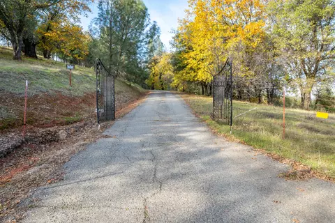 Other - 21857 W Elk Trl, Redding, CA 96003 photo 11 of 14
