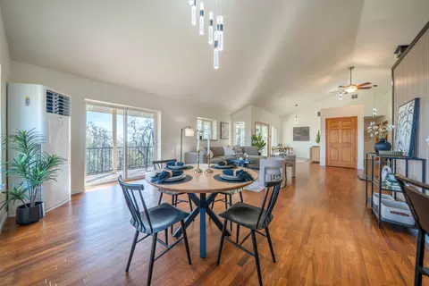 Dining - 21857 W Elk Trl, Redding, CA 96003 photo 3 of 3
