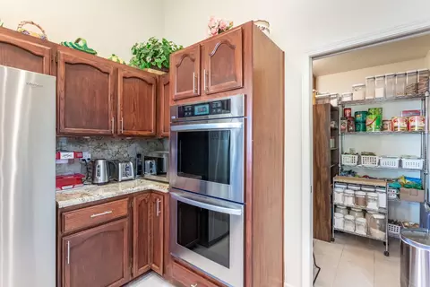 Kitchen - 4368 Wild Flower Way, Redding, CA 96001 photo 2 of 5