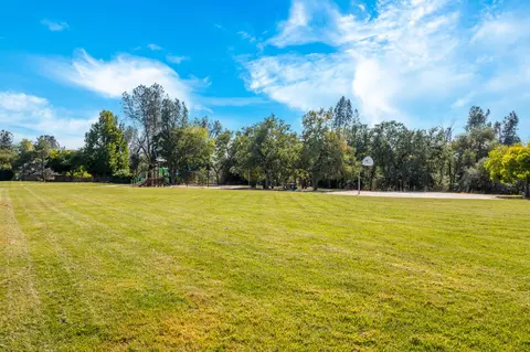 Exterior - 4368 Wild Flower Way, Redding, CA 96001 photo 7 of 12
