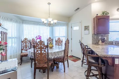 Dining - 4368 Wild Flower Way, Redding, CA 96001 photo 1 of 2