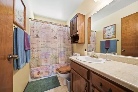 6921 Dennis Ct, Redding, CA 96001 photo 17