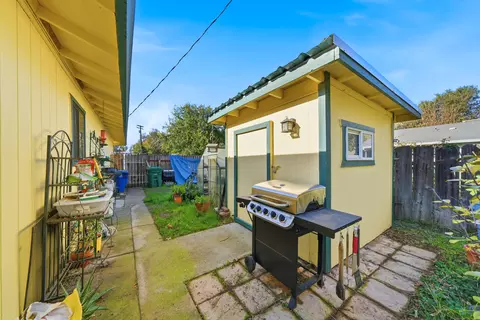 6921 Dennis Ct, Redding, CA 96001 photo 20