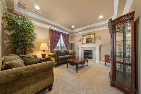 7870 Castle View Ln, Redding, CA 96001 photo 4