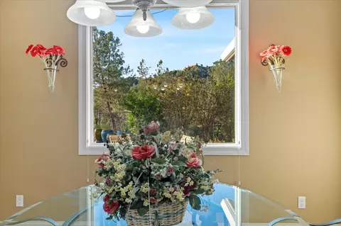 7870 Castle View Ln, Redding, CA 96001 photo 21