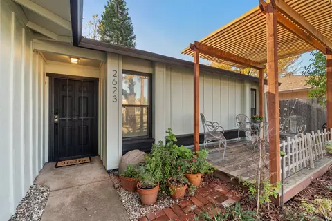 2623 Marvin Trl, Redding, CA 96001 photo 2