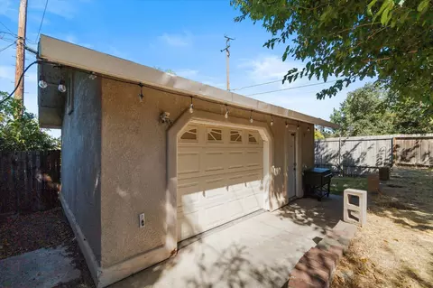 Exterior - 1514 Walbridge St, Red Bluff, CA 96080 photo 8 of 15