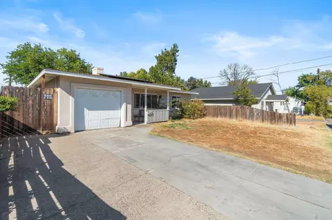 Exterior - 1514 Walbridge St, Red Bluff, CA 96080 photo 14 of 15